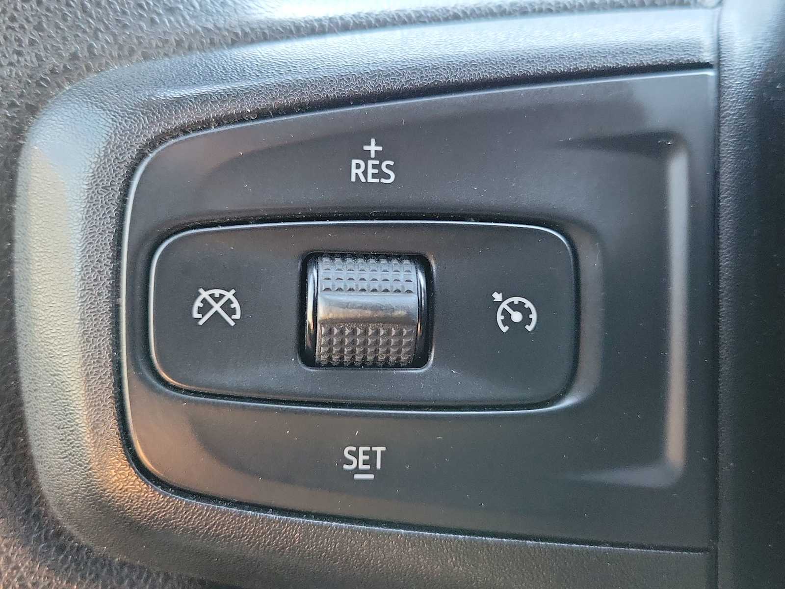 Thumbnail: 2022 Chevrolet Silverado 1500 - 27