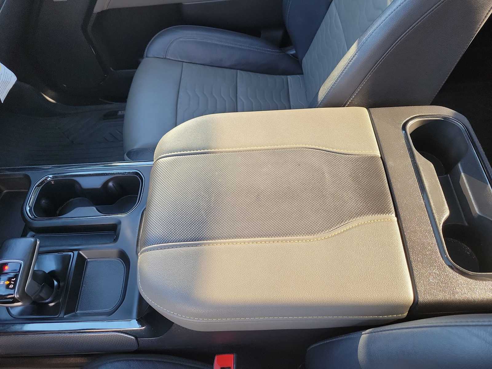 Thumbnail: 2024 Chevrolet Silverado 1500 - 24