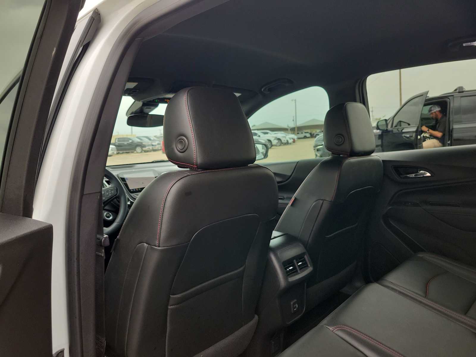 Thumbnail: 2024 Chevrolet Equinox - 20