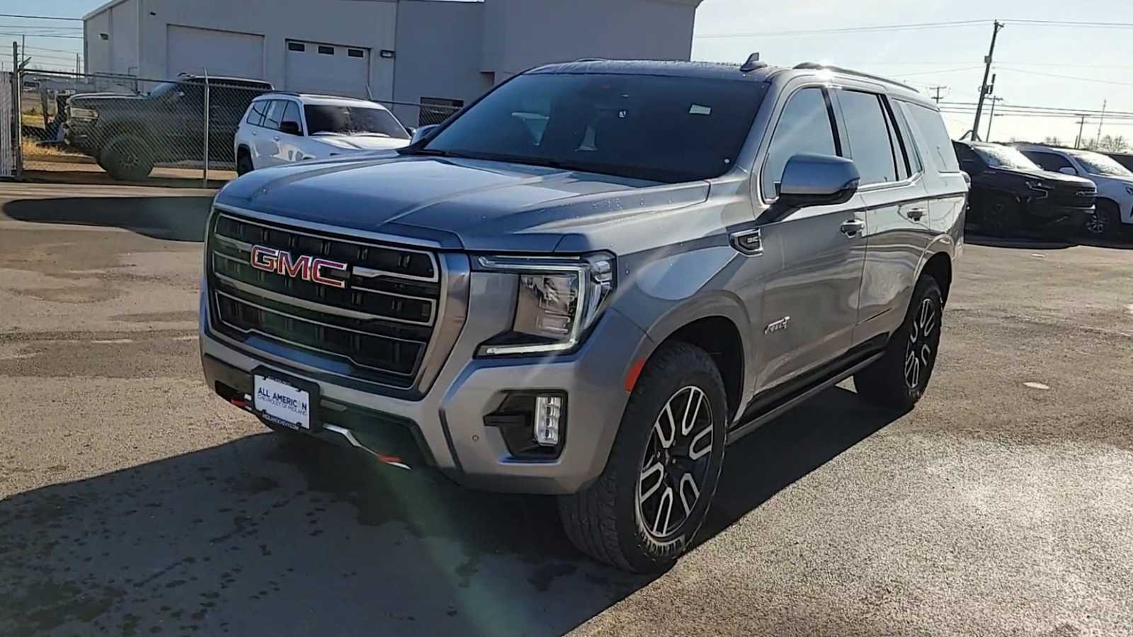 Thumbnail: 2023 GMC Yukon - 4