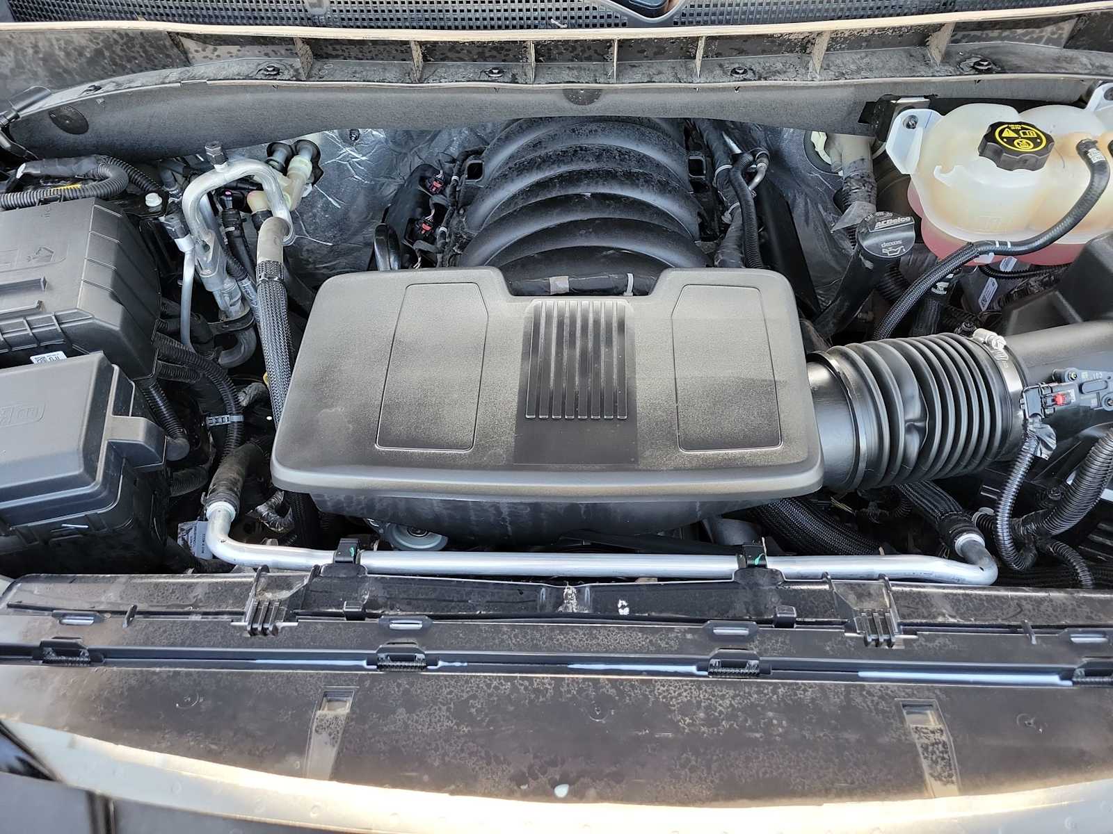 Thumbnail: 2023 GMC Yukon - 17