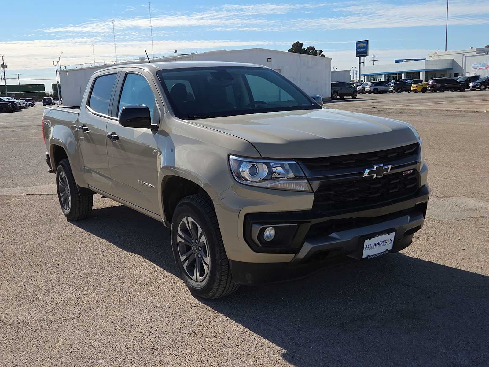 Thumbnail: 2022 Chevrolet Colorado - 2