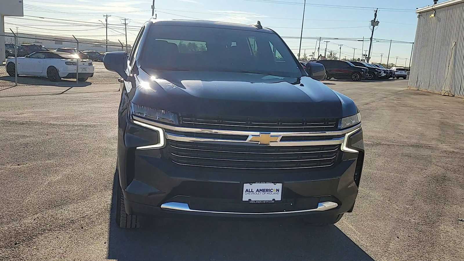 Thumbnail: 2021 Chevrolet Suburban - 3