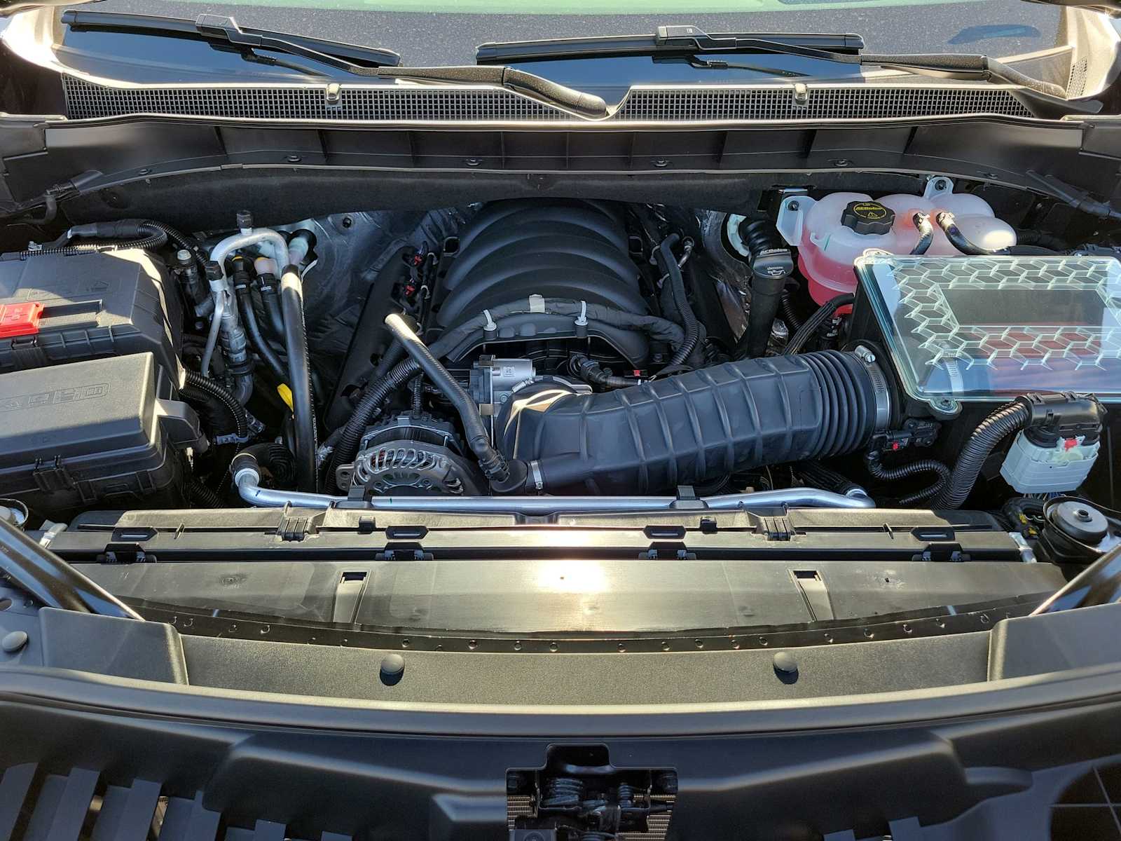 Thumbnail: 2026 Chevrolet Tahoe - 17