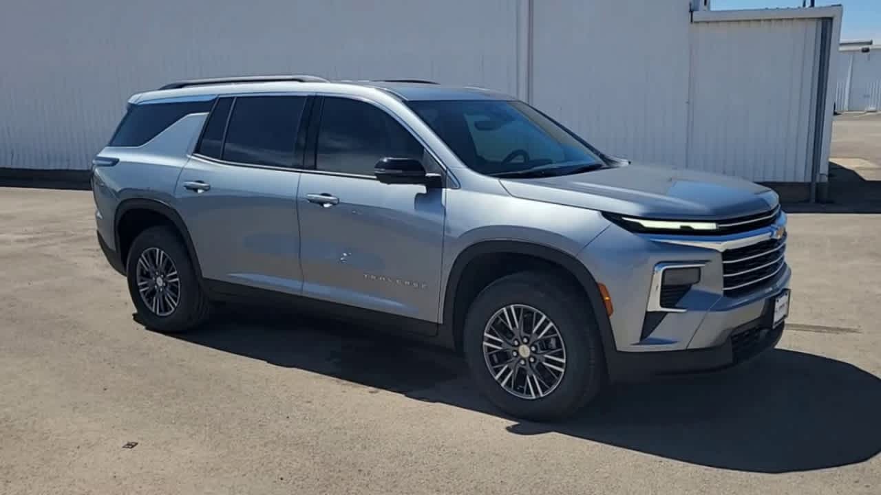 Thumbnail: 2026 Chevrolet Traverse - 2