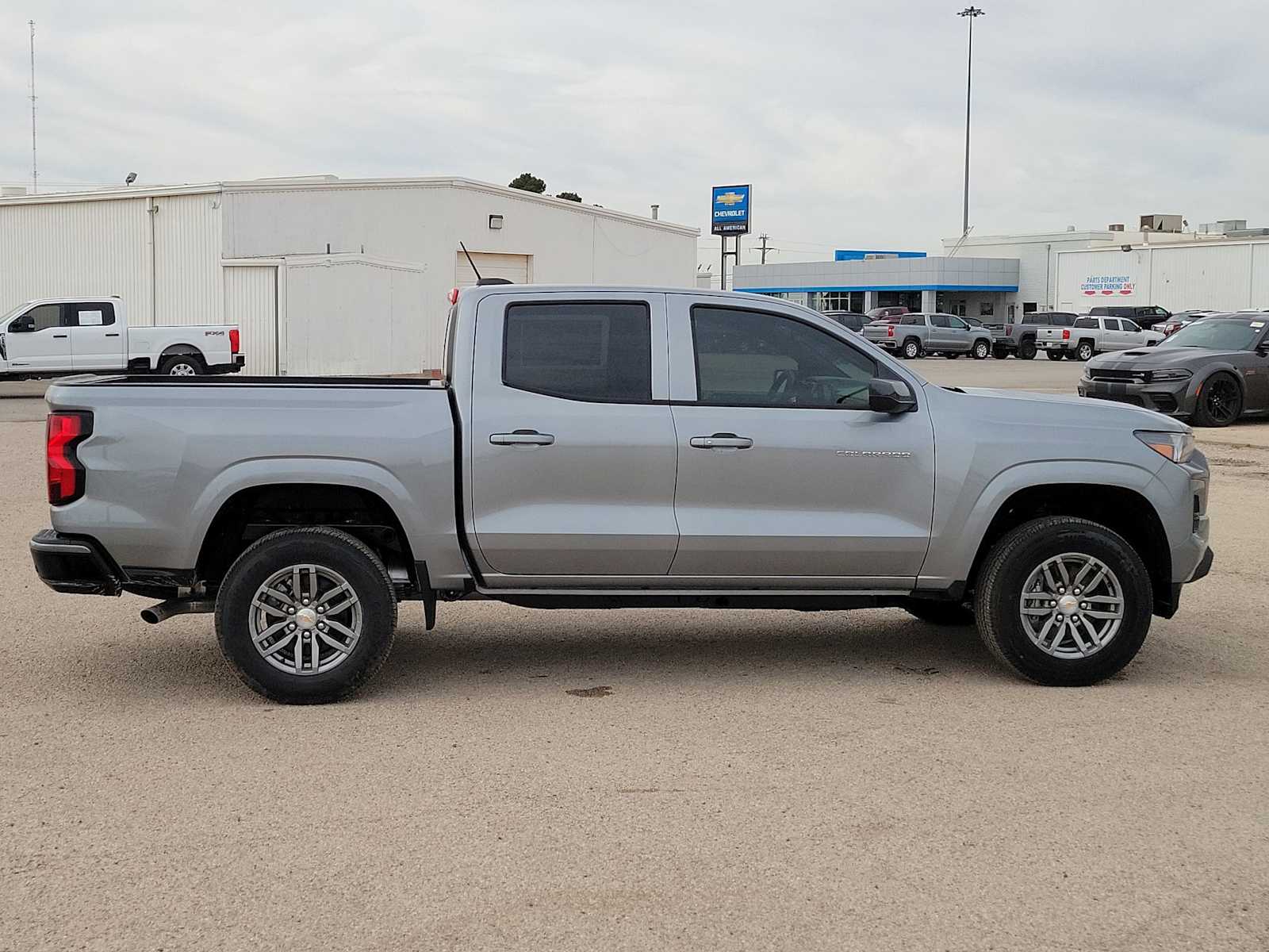 Thumbnail: 2026 Chevrolet Colorado - 9