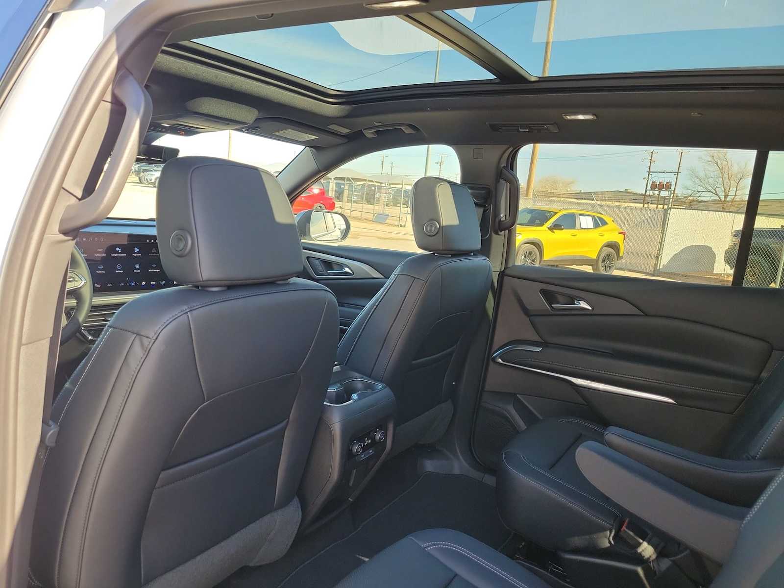 Thumbnail: 2026 Chevrolet Traverse - 15