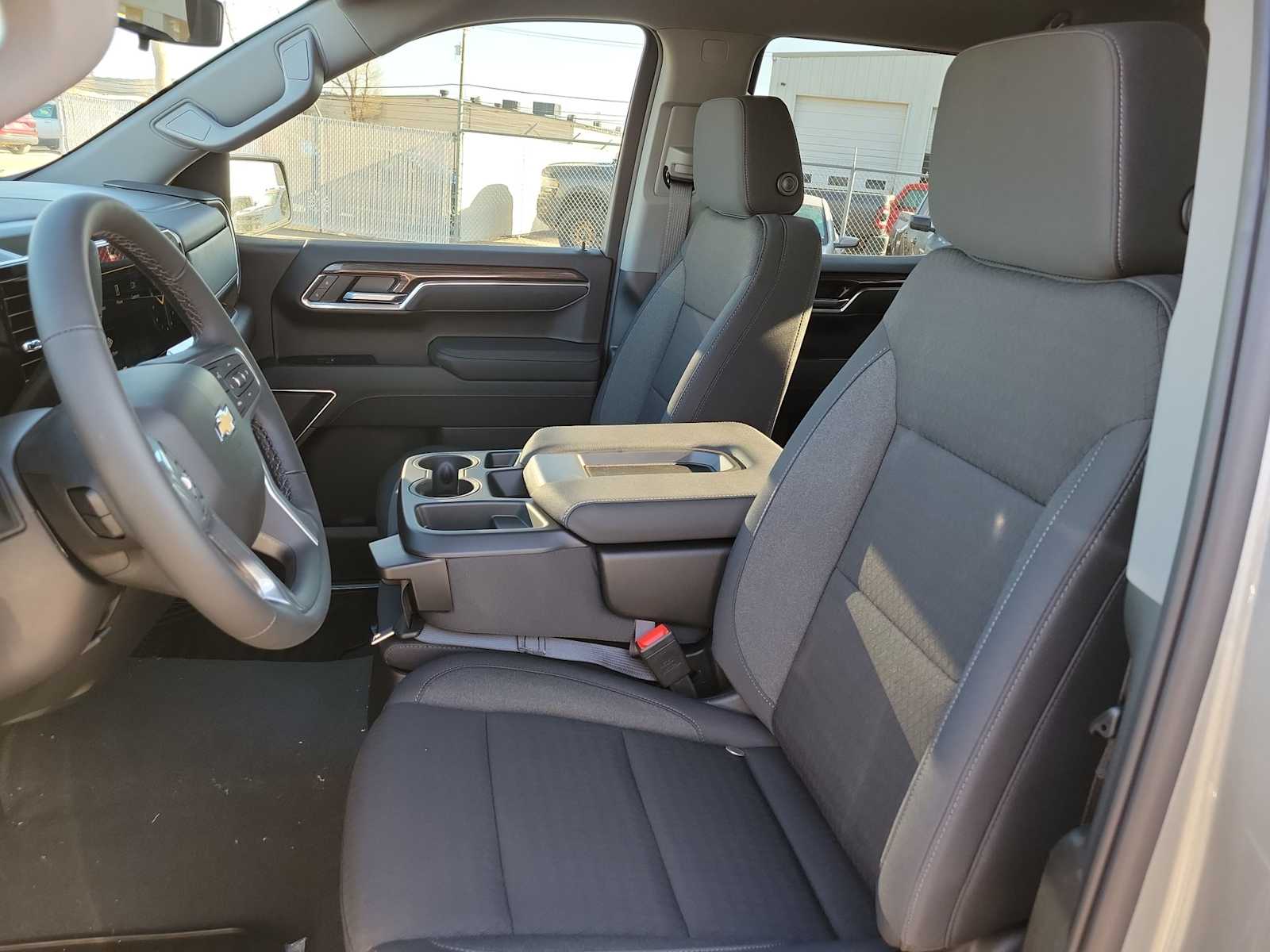 Thumbnail: 2026 Chevrolet Silverado 1500 - 19