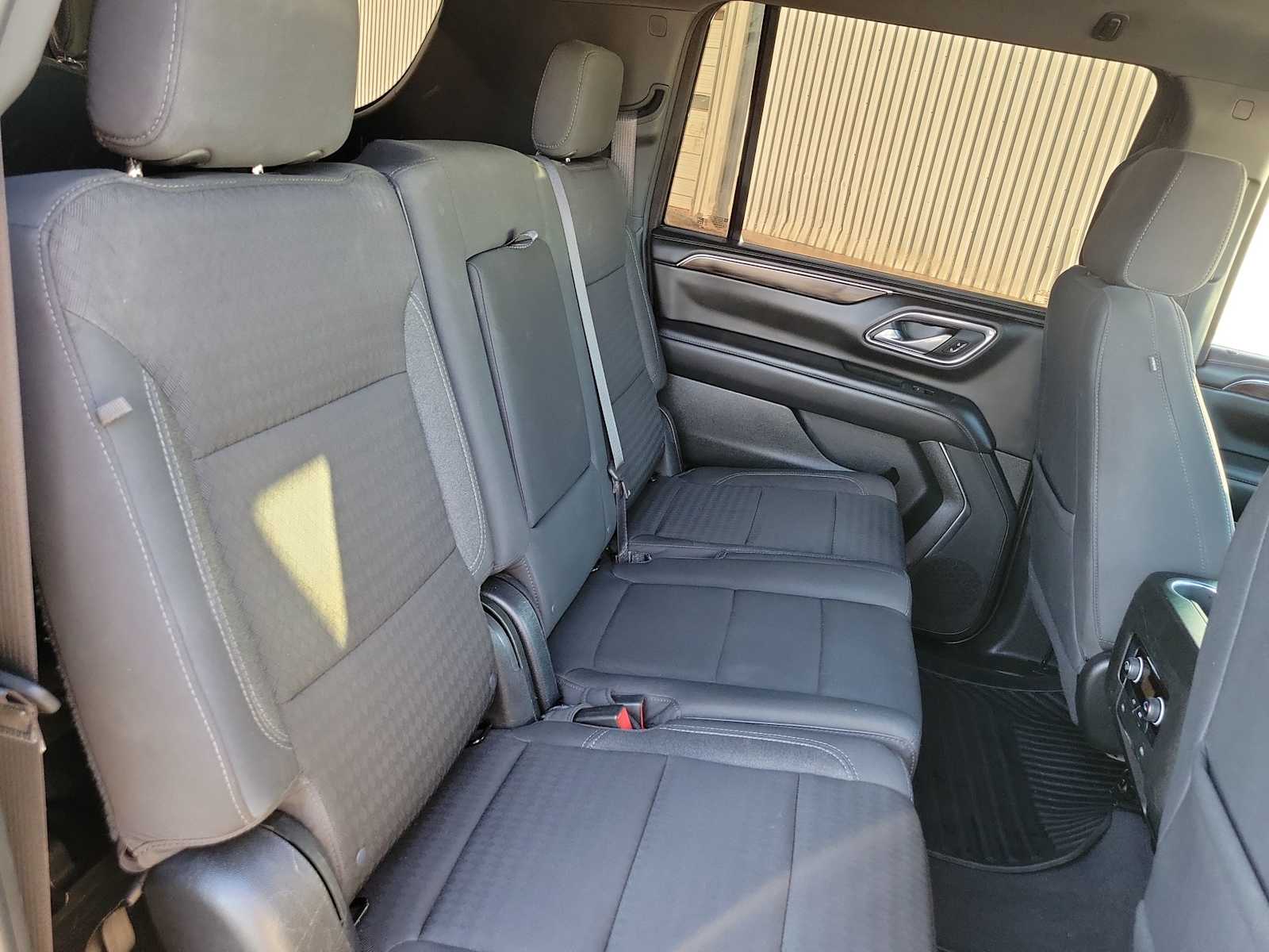 Thumbnail: 2023 Chevrolet Suburban - 20