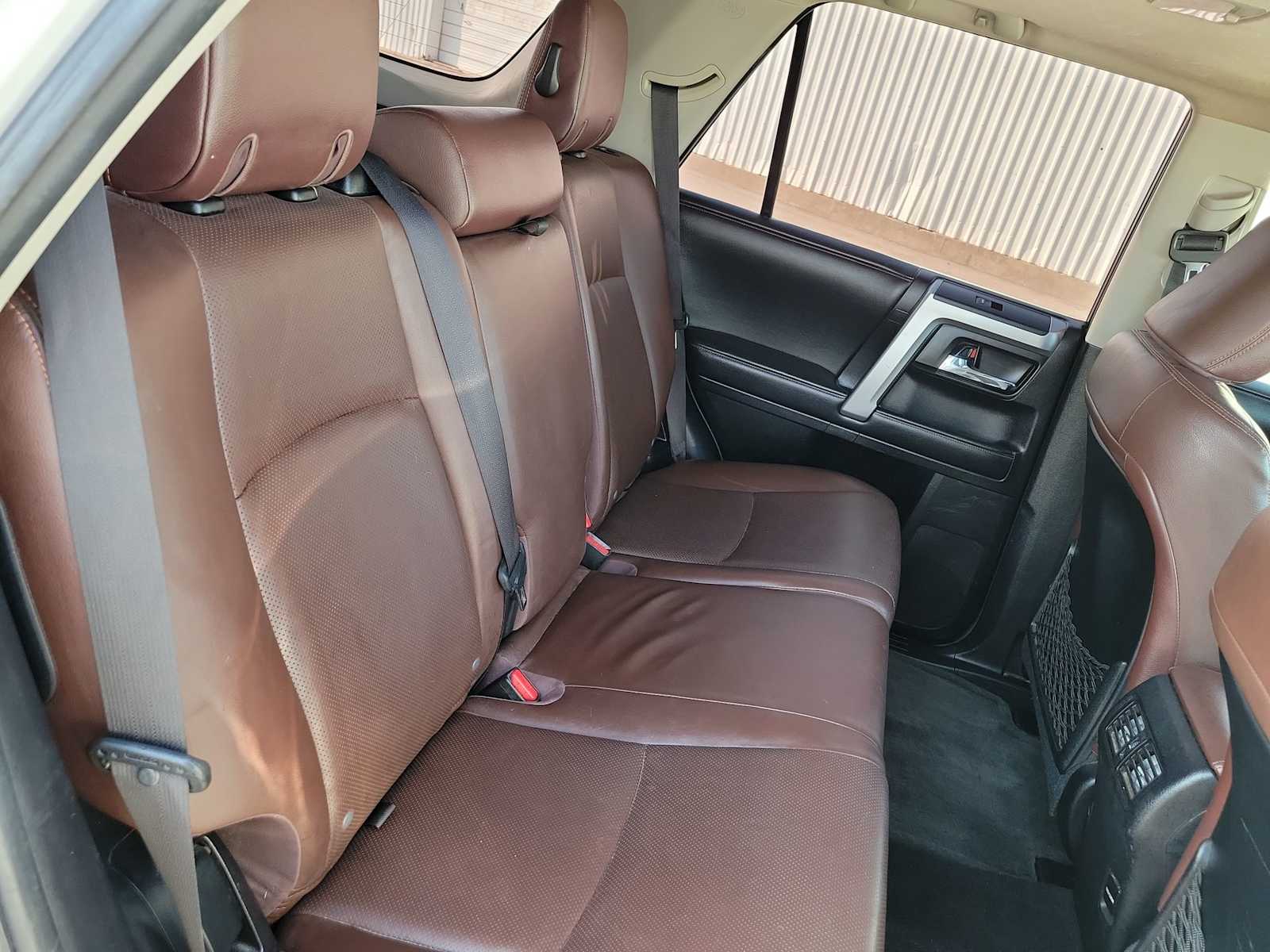 Thumbnail: 2015 Toyota 4Runner - 17