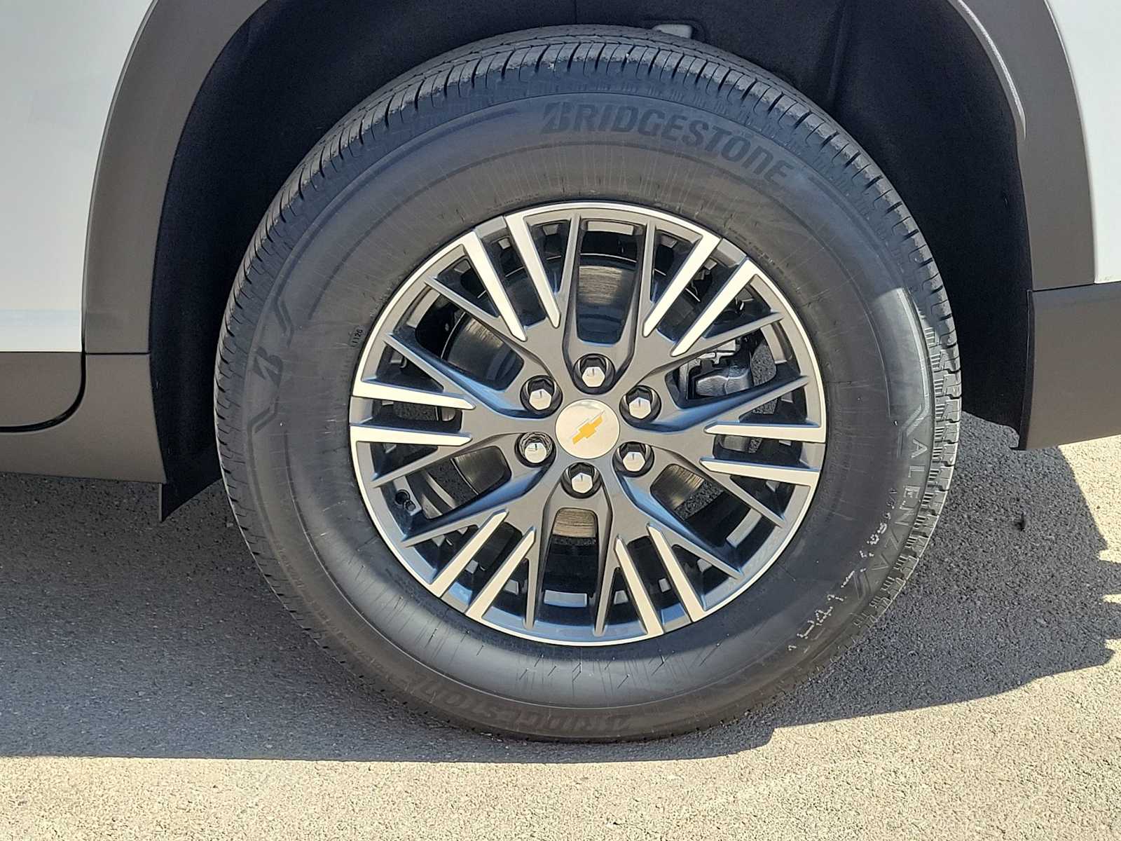 Thumbnail: 2026 Chevrolet Traverse - 12