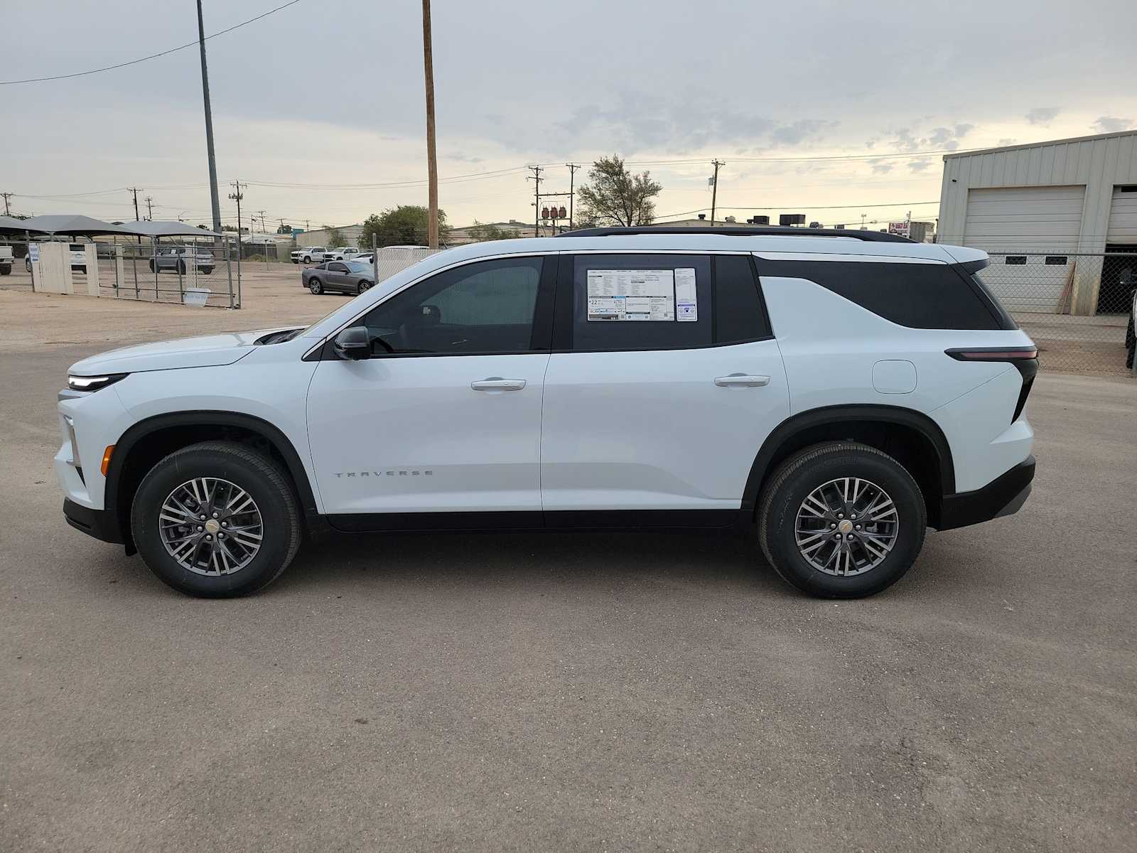 Thumbnail: 2026 Chevrolet Traverse - 11