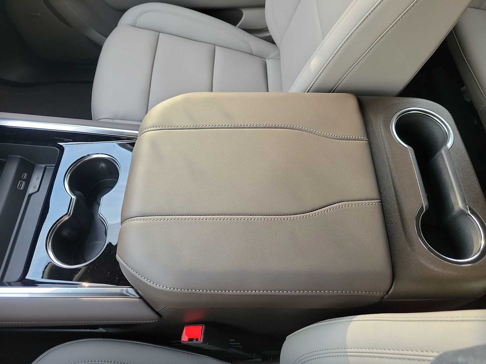 Thumbnail: 2026 Chevrolet Tahoe - 24