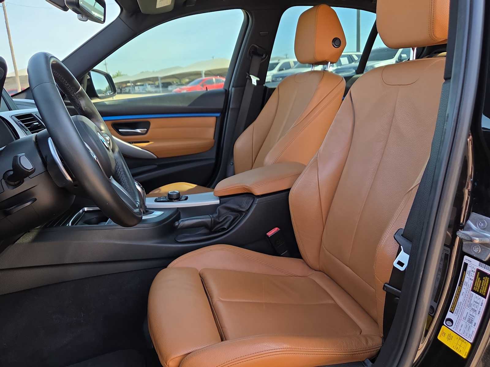 Thumbnail: 2018 BMW 3 Series - 15