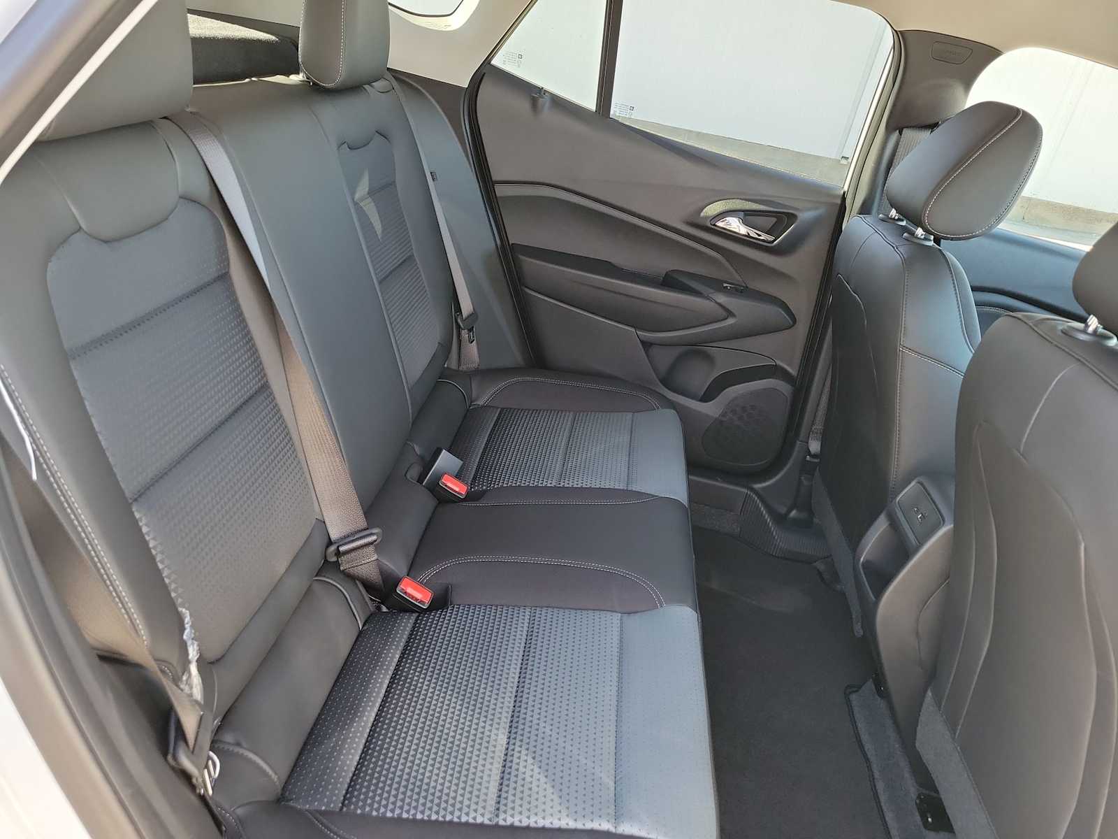 Thumbnail: 2026 Chevrolet Trax - 21