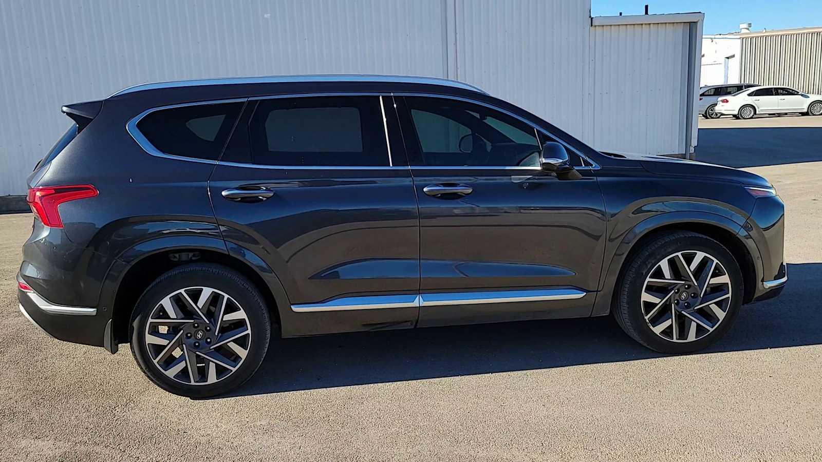 Thumbnail: 2022 Hyundai Santa Fe - 9