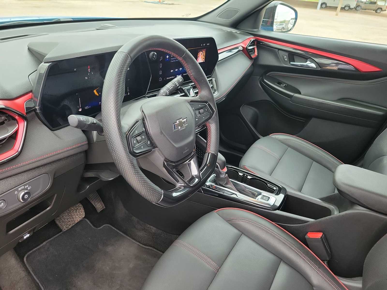 Thumbnail: 2024 Chevrolet TrailBlazer - 10