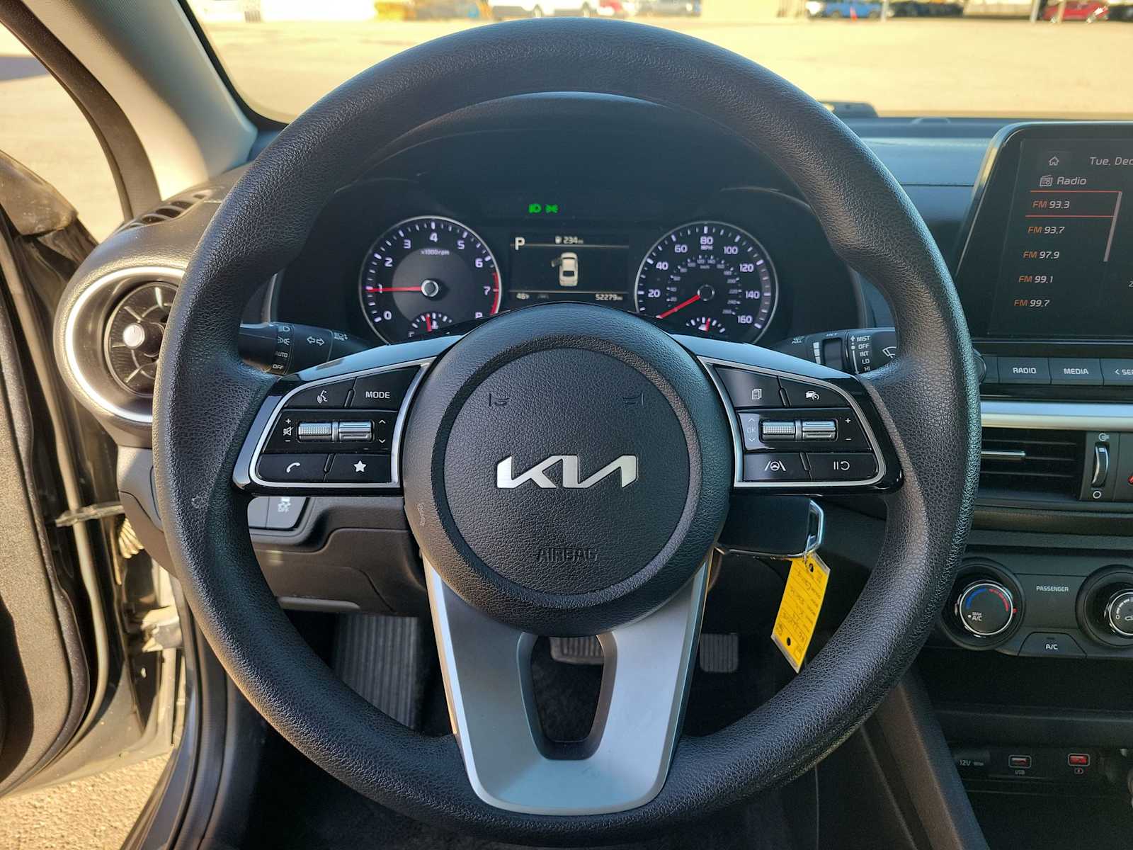 Thumbnail: 2024 Kia Forte - 23