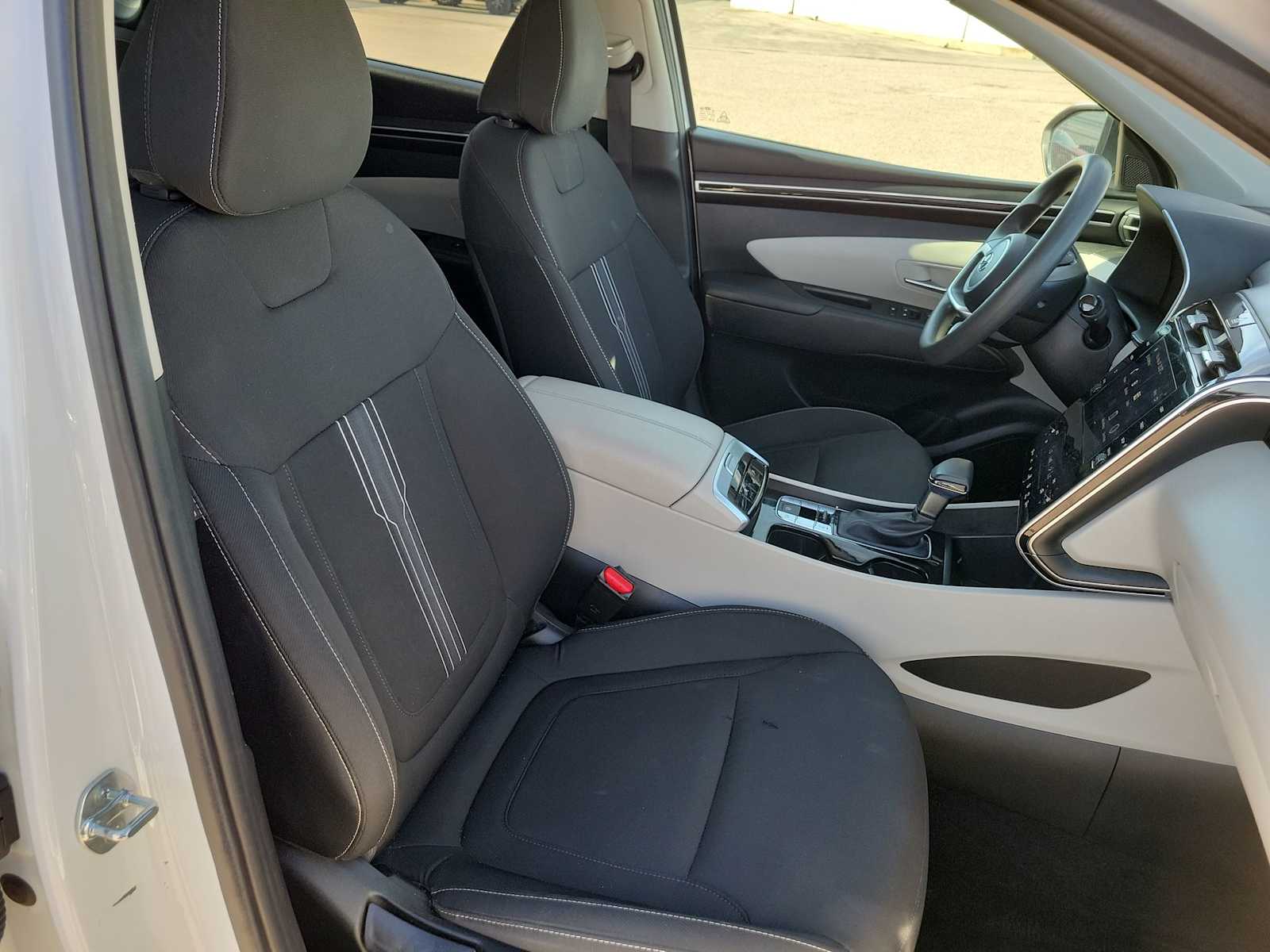 Thumbnail: 2024 Hyundai Tucson - 18