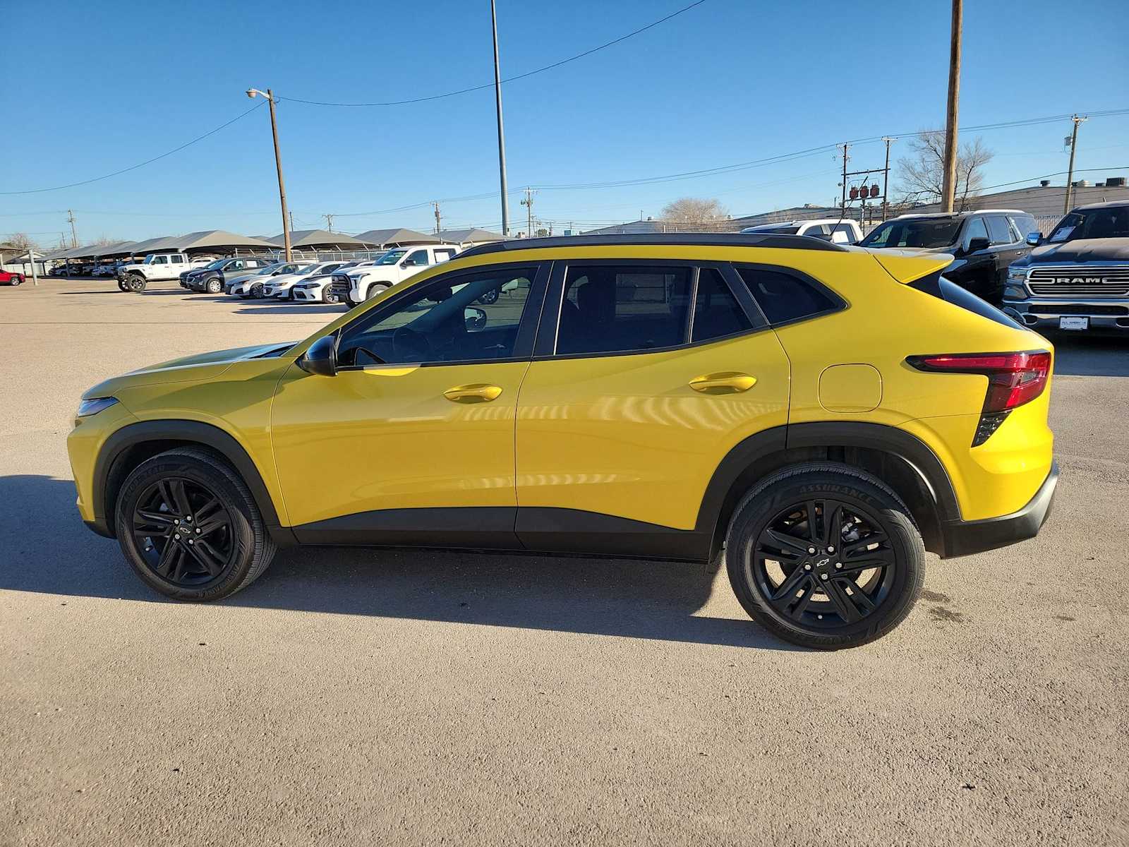 Thumbnail: 2025 Chevrolet Trax - 11