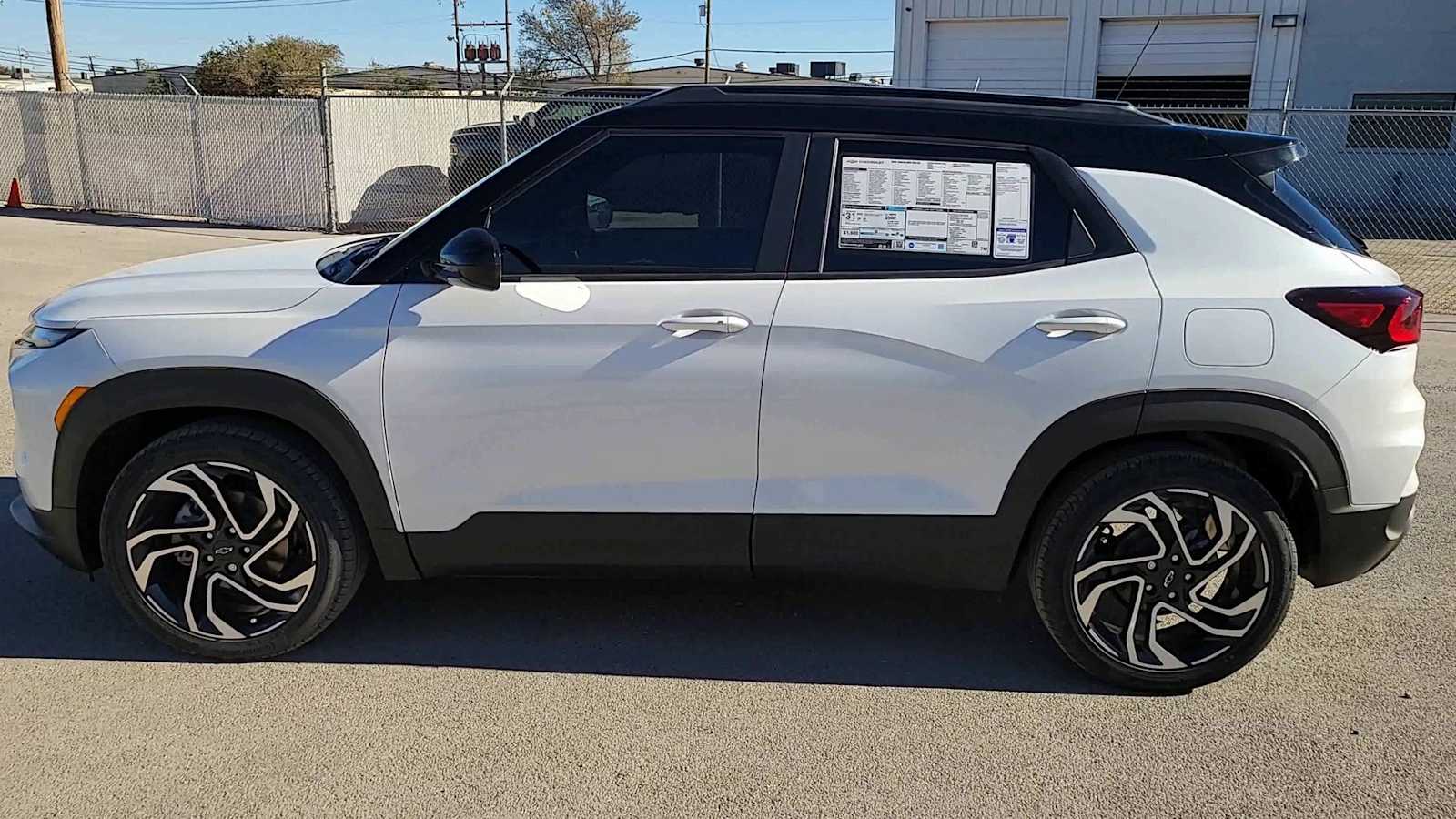 Thumbnail: 2026 Chevrolet TrailBlazer - 5