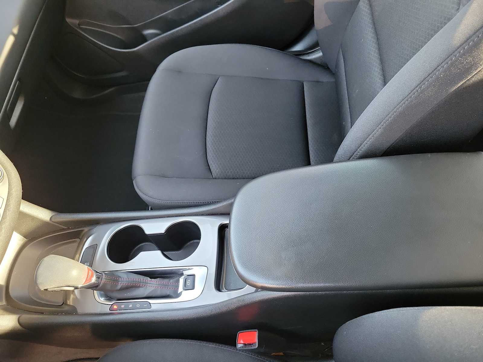 Thumbnail: 2022 Chevrolet Malibu - 24