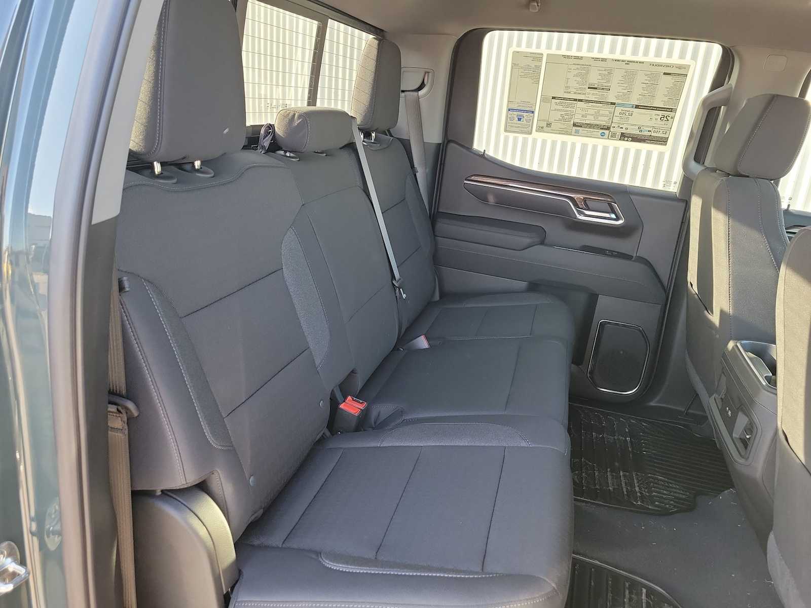 Thumbnail: 2026 Chevrolet Silverado 1500 - 16