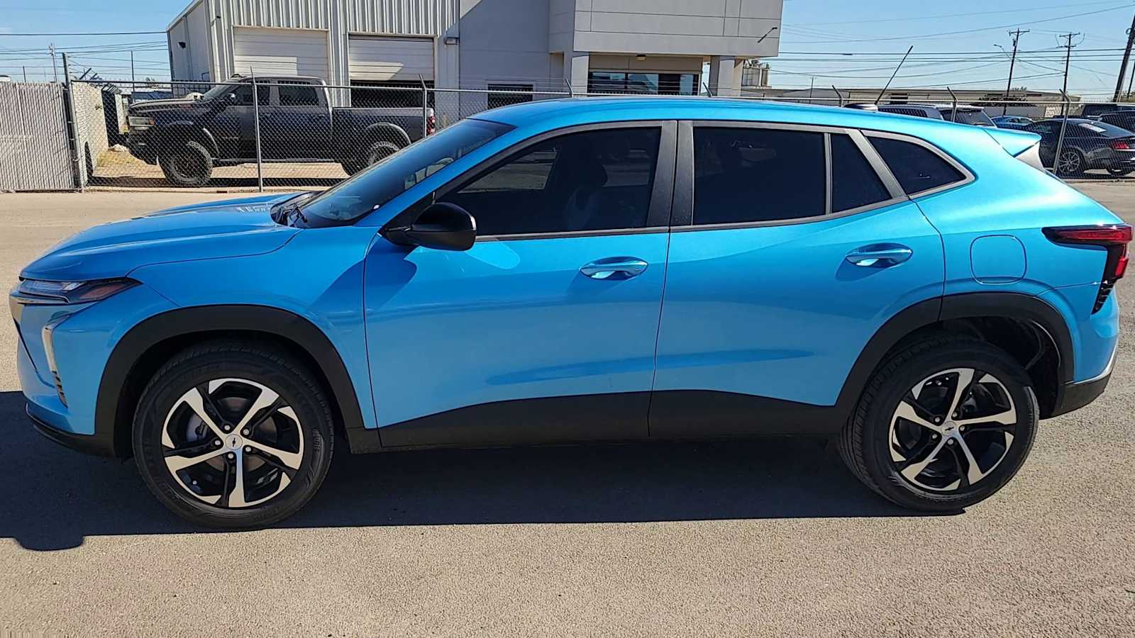 Thumbnail: 2026 Chevrolet Trax - 5