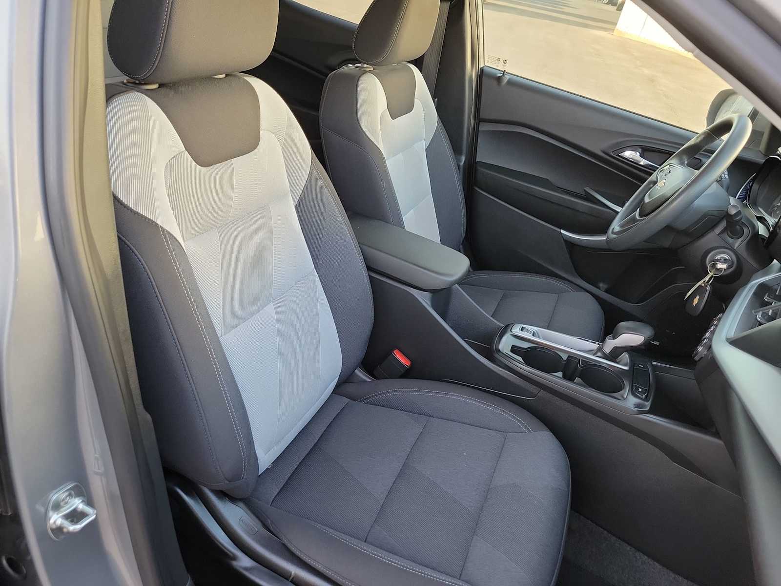 Thumbnail: 2025 Chevrolet Trax - 18