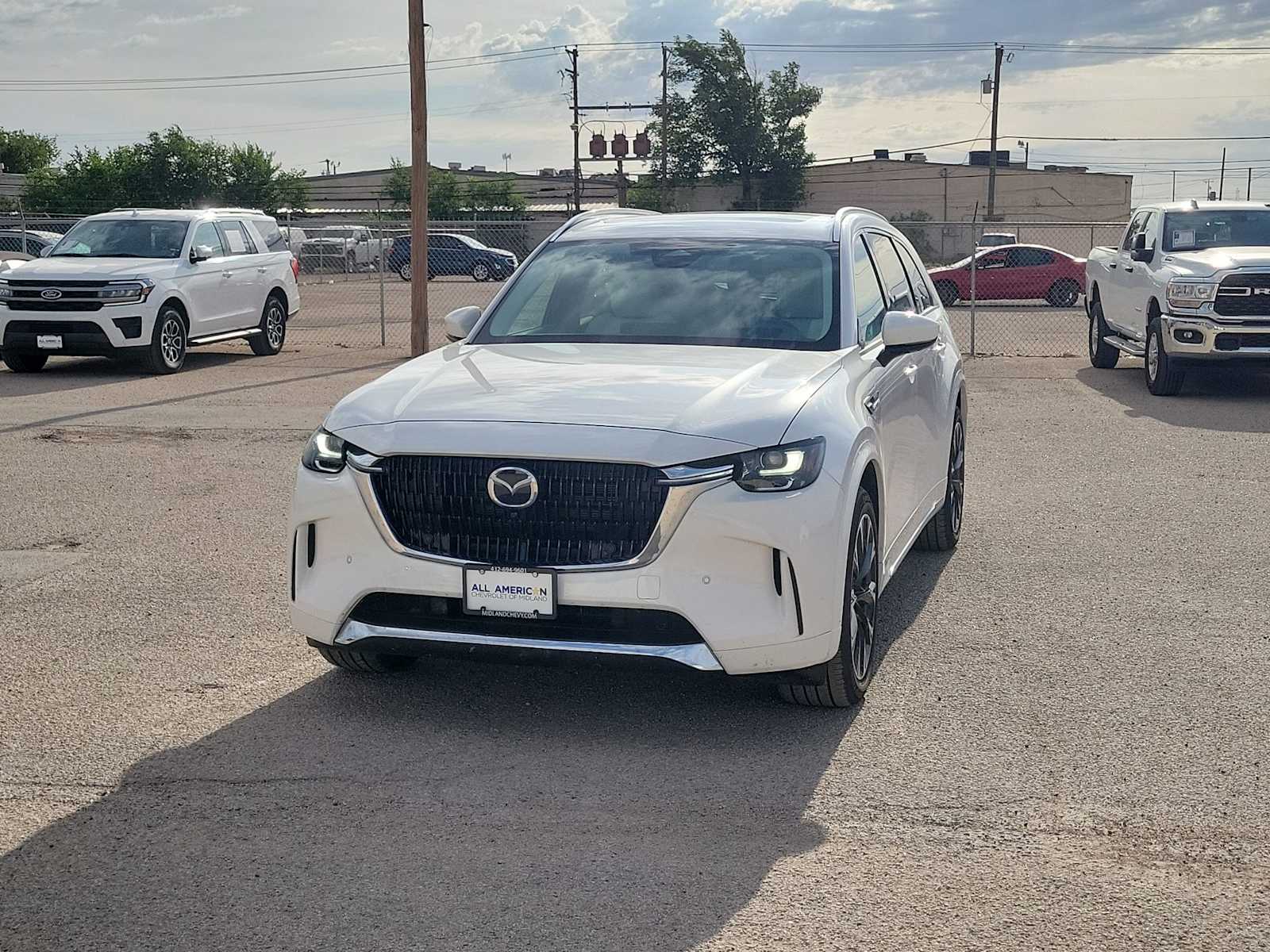 Thumbnail: 2025 Mazda CX-90 - 4