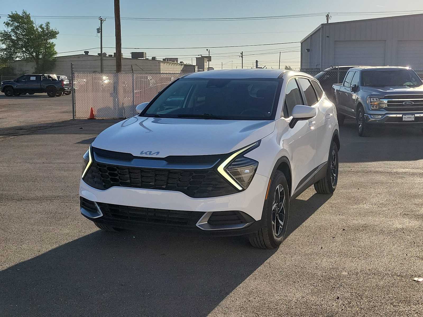 Thumbnail: 2025 Kia Sportage - 4