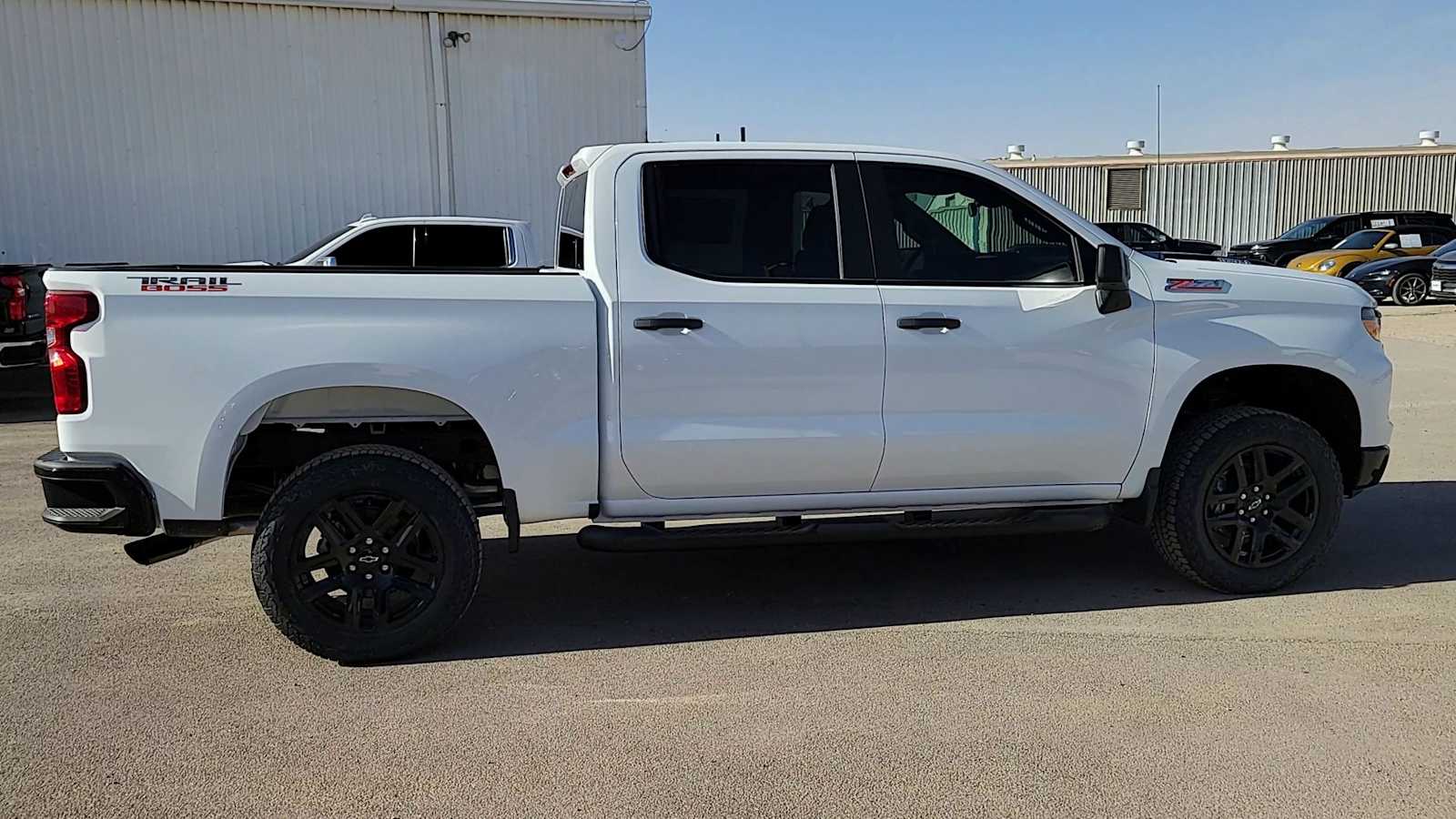 Thumbnail: 2026 Chevrolet Silverado 1500 - 9