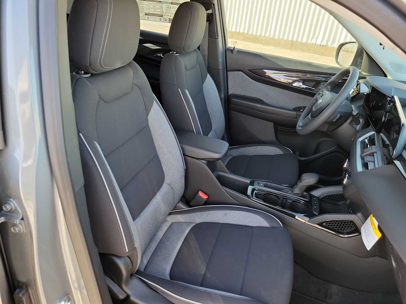 Thumbnail: 2026 Chevrolet TrailBlazer - 18