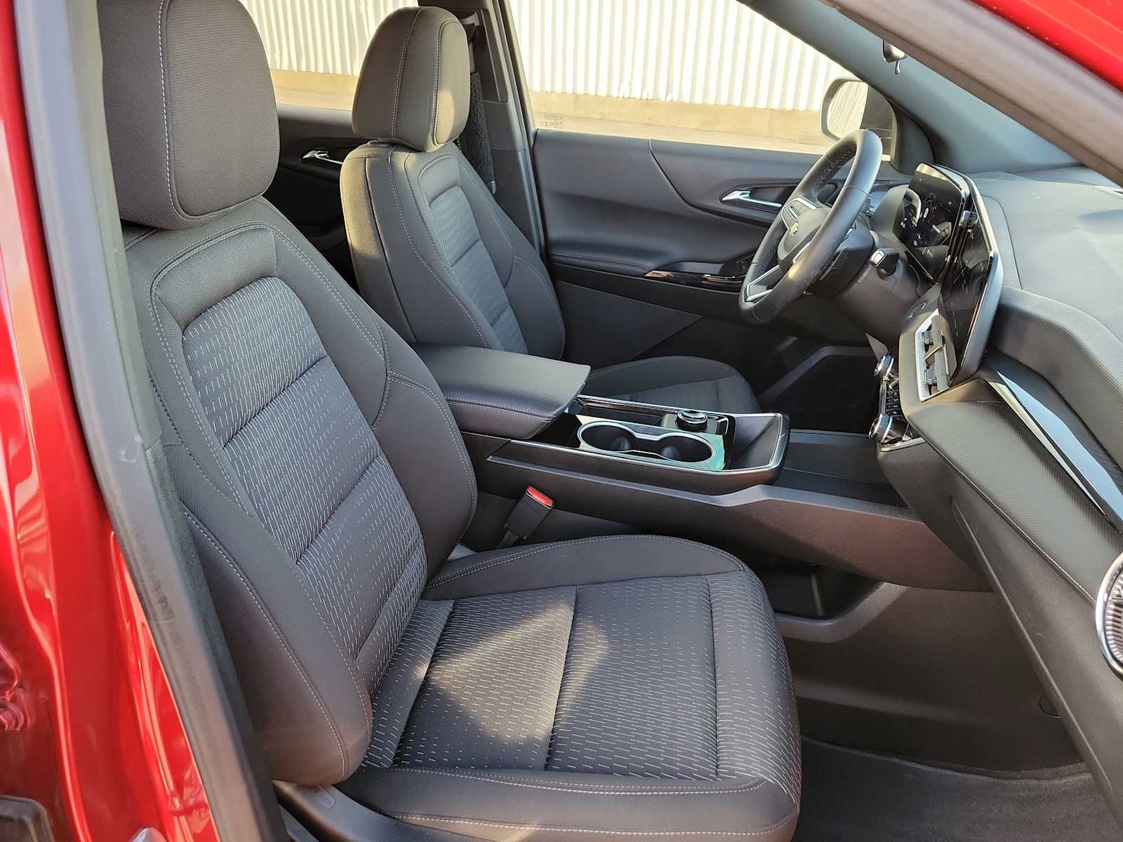 Thumbnail: 2026 Chevrolet Equinox - 22