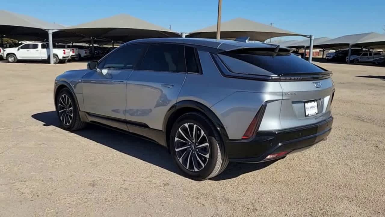 2024 Cadillac Lyriq Sport 6