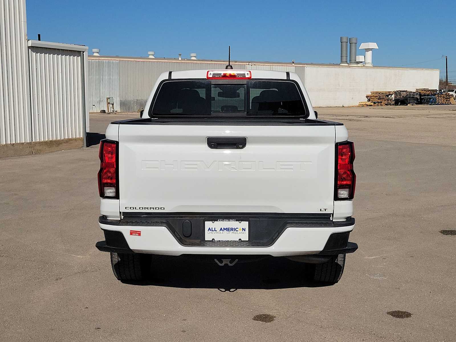 Thumbnail: 2023 Chevrolet Colorado - 7