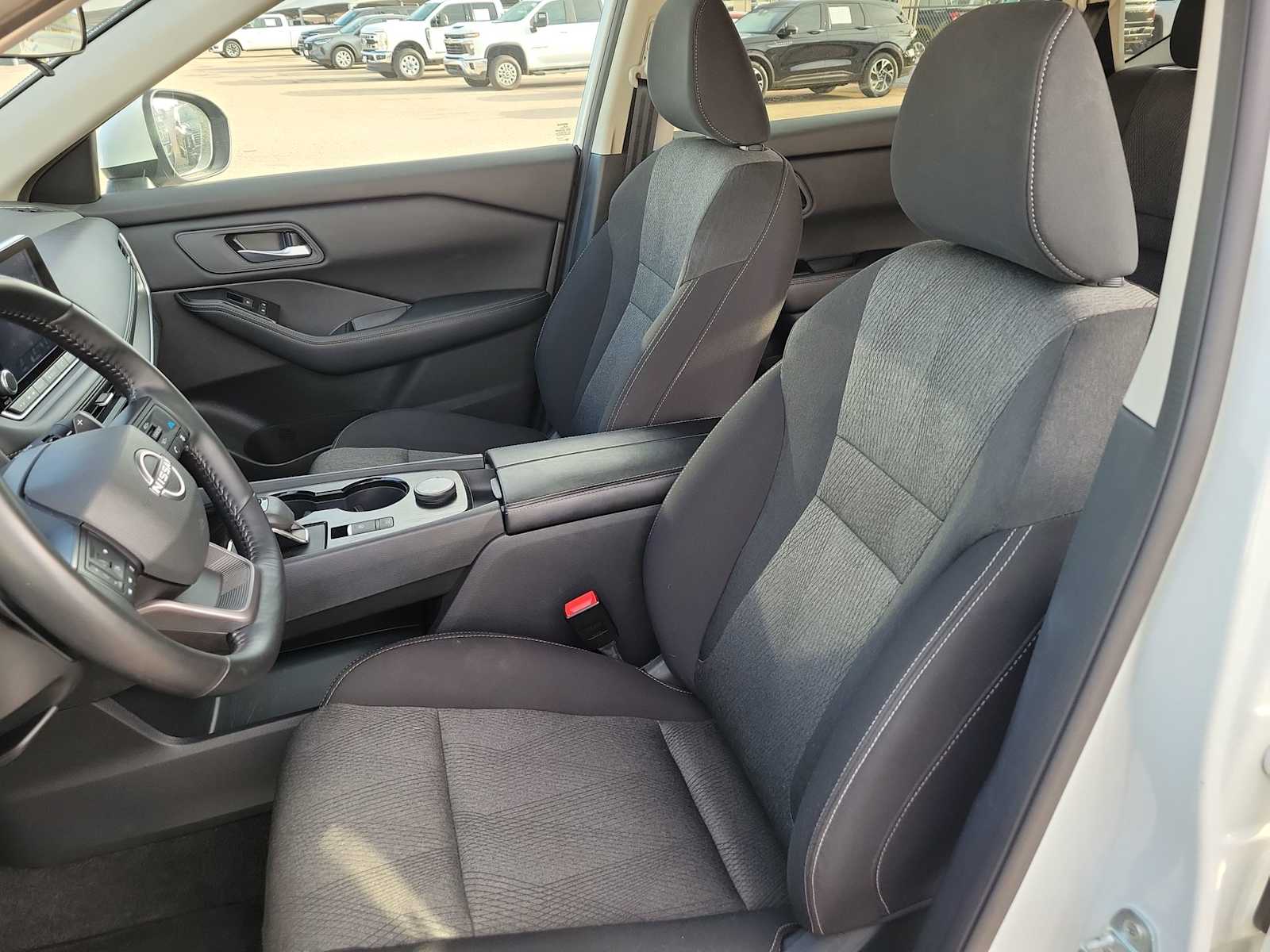 Thumbnail: 2025 Nissan Rogue - 15