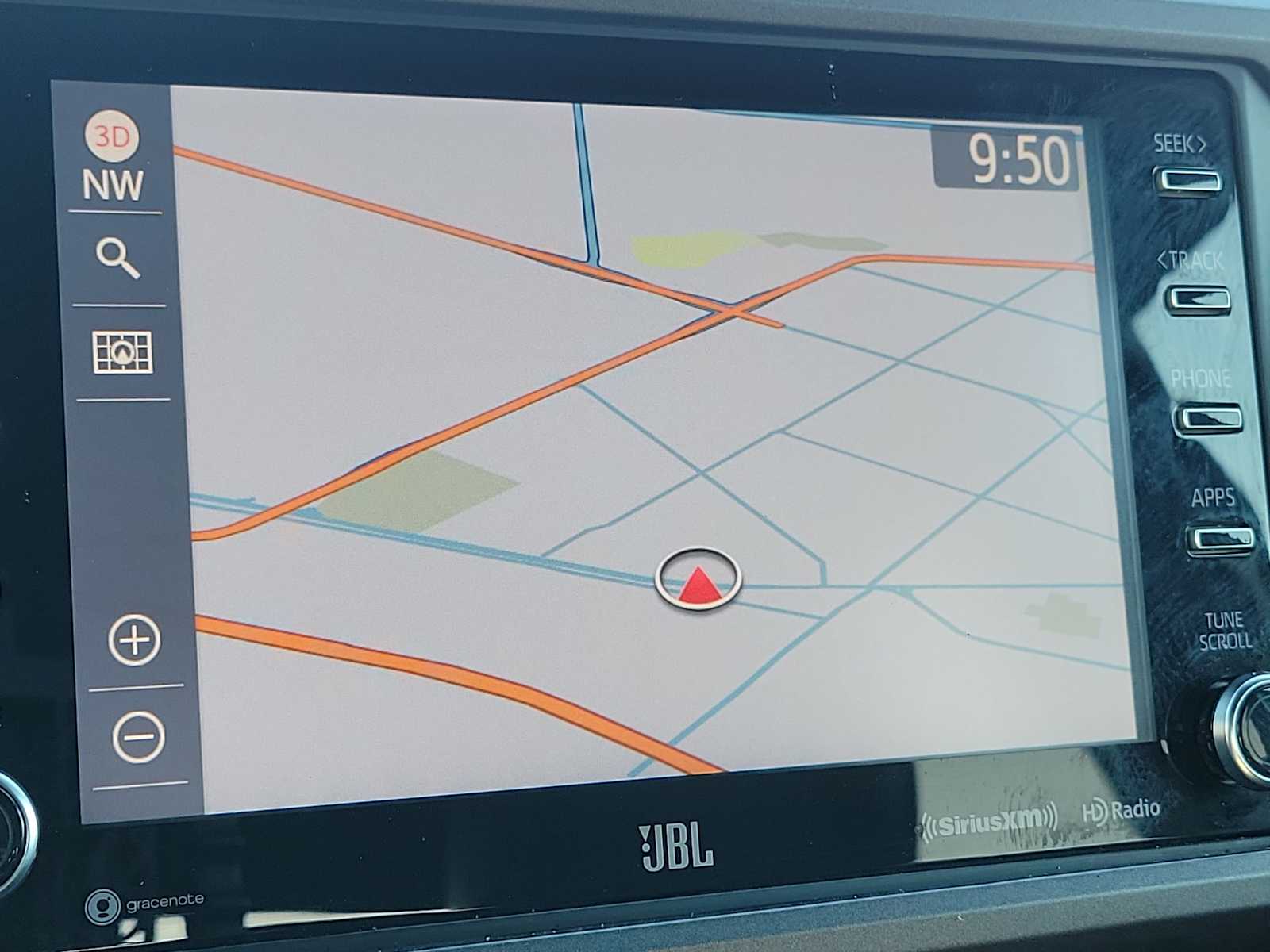 Thumbnail: 2020 Toyota Tacoma - 25