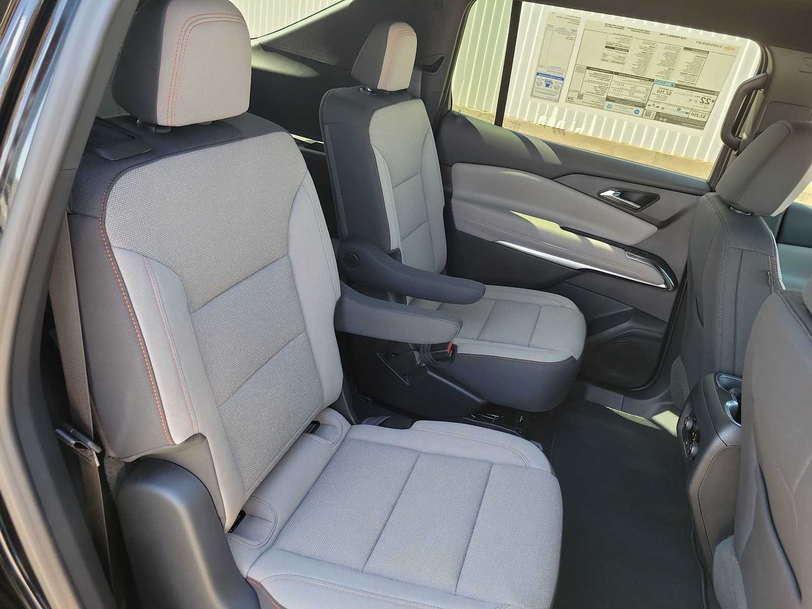 Thumbnail: 2026 Chevrolet Traverse - 17