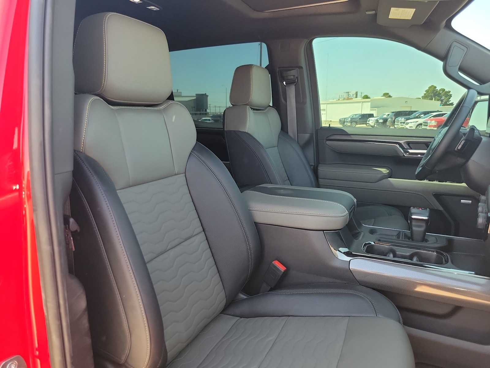 Thumbnail: 2024 Chevrolet Silverado 1500 - 22