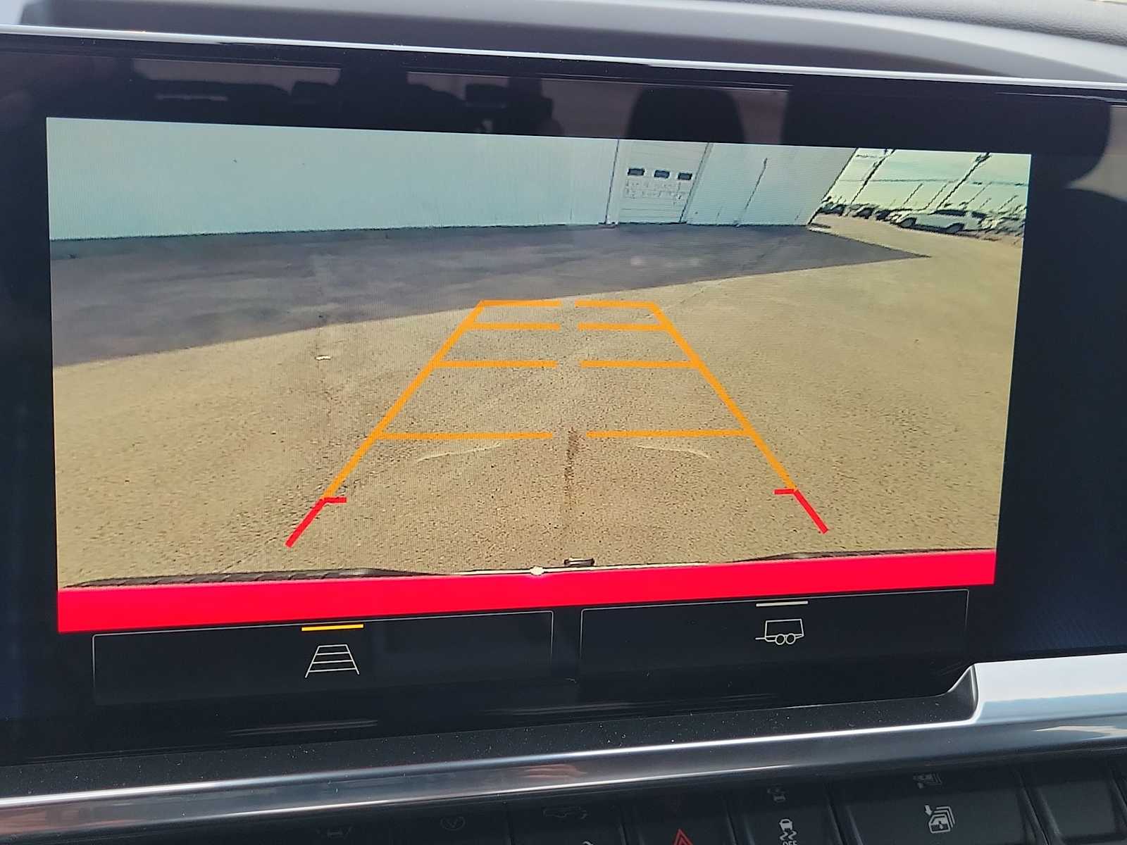 Thumbnail: 2026 Chevrolet Silverado 1500 - 28