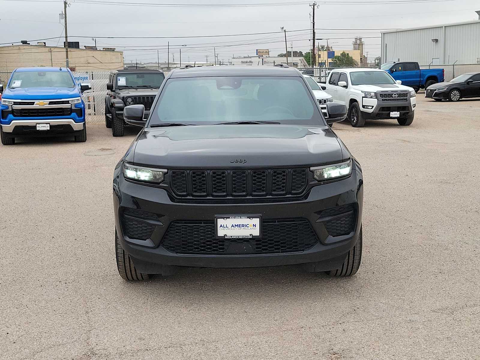 Thumbnail: 2024 Jeep Grand Cherokee - 3