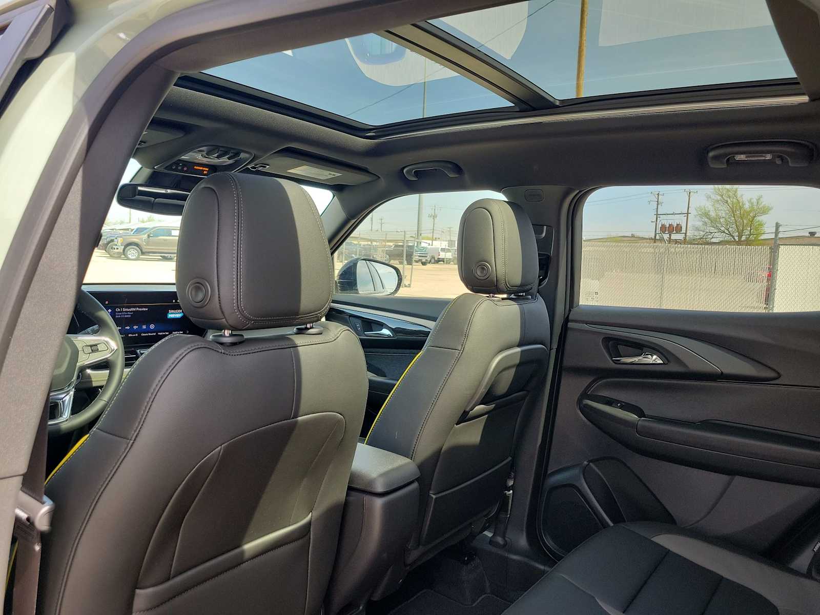 Thumbnail: 2026 Chevrolet TrailBlazer - 16
