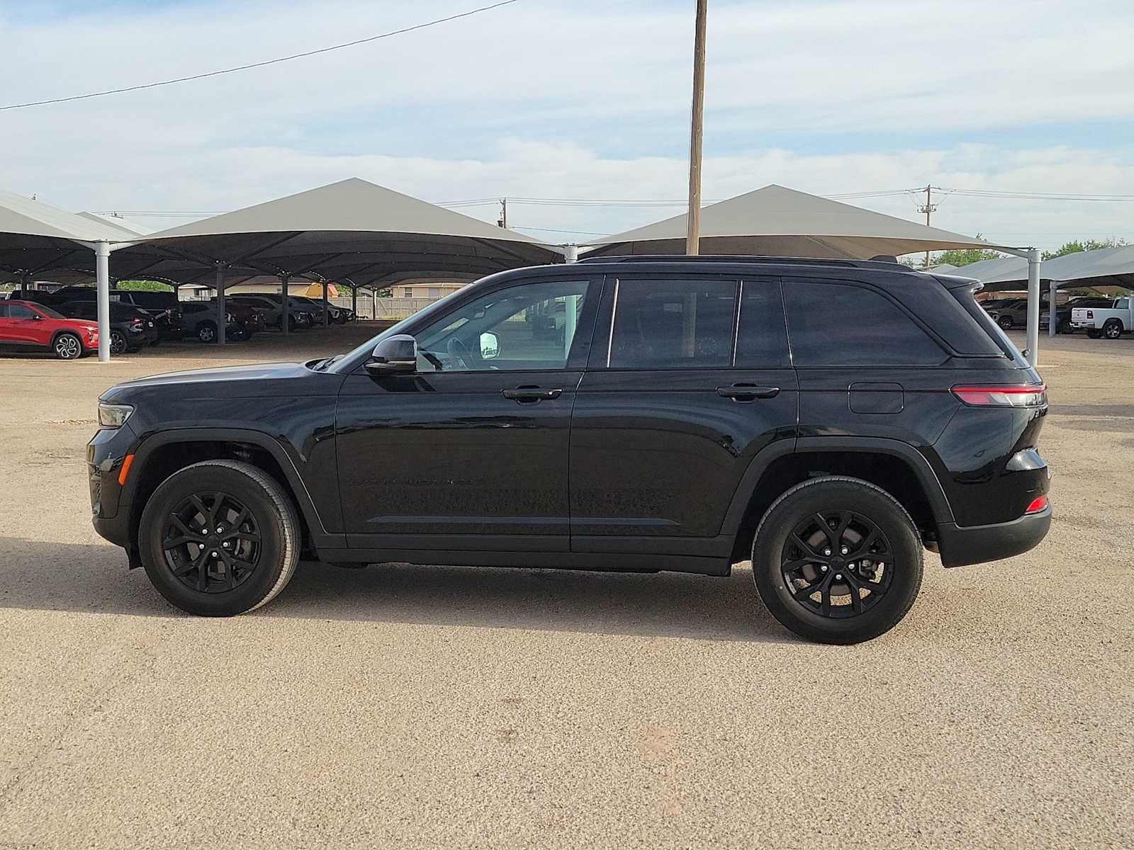 Thumbnail: 2024 Jeep Grand Cherokee - 5