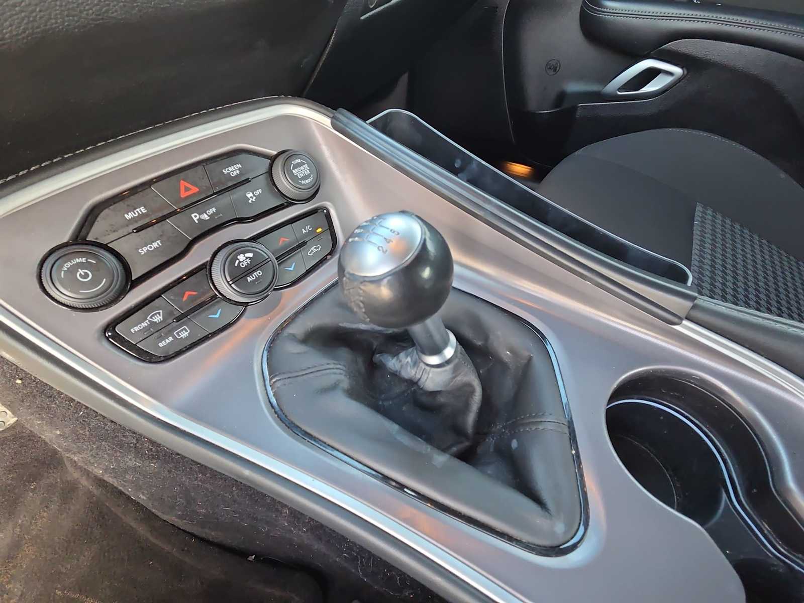 Thumbnail: 2022 Dodge Challenger - 21