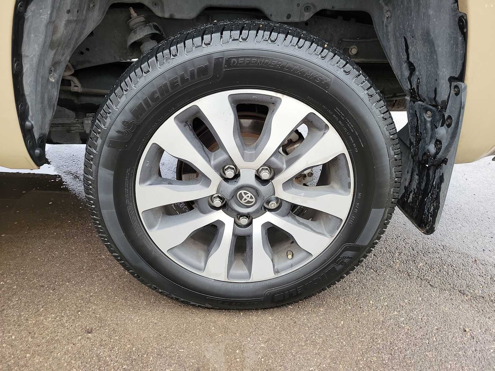 Thumbnail: 2020 Toyota Tundra - 16