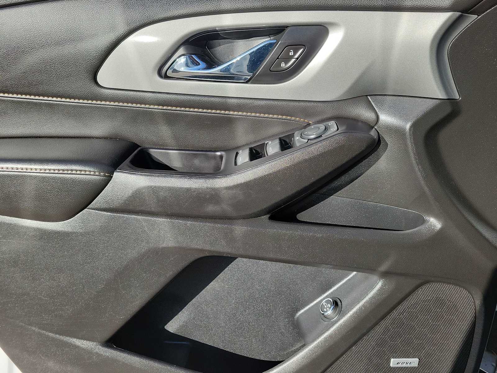 Thumbnail: 2020 Chevrolet Traverse - 18