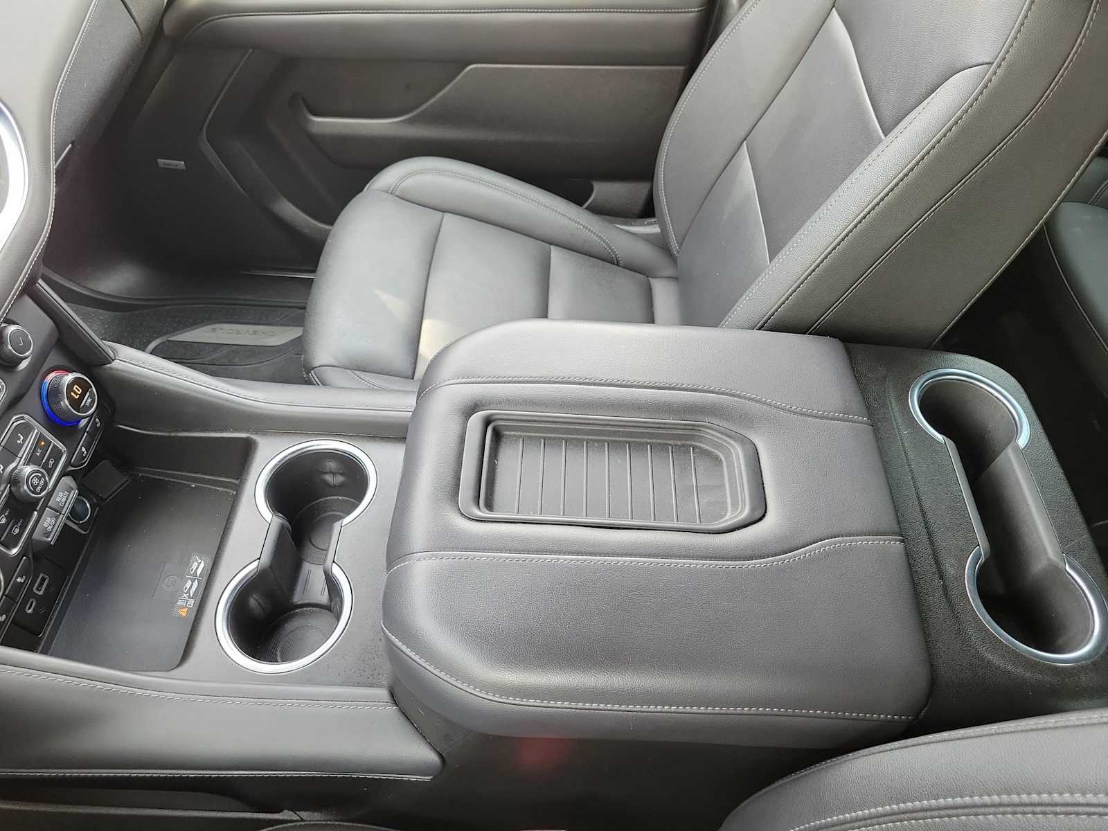 Thumbnail: 2022 Chevrolet Tahoe - 20