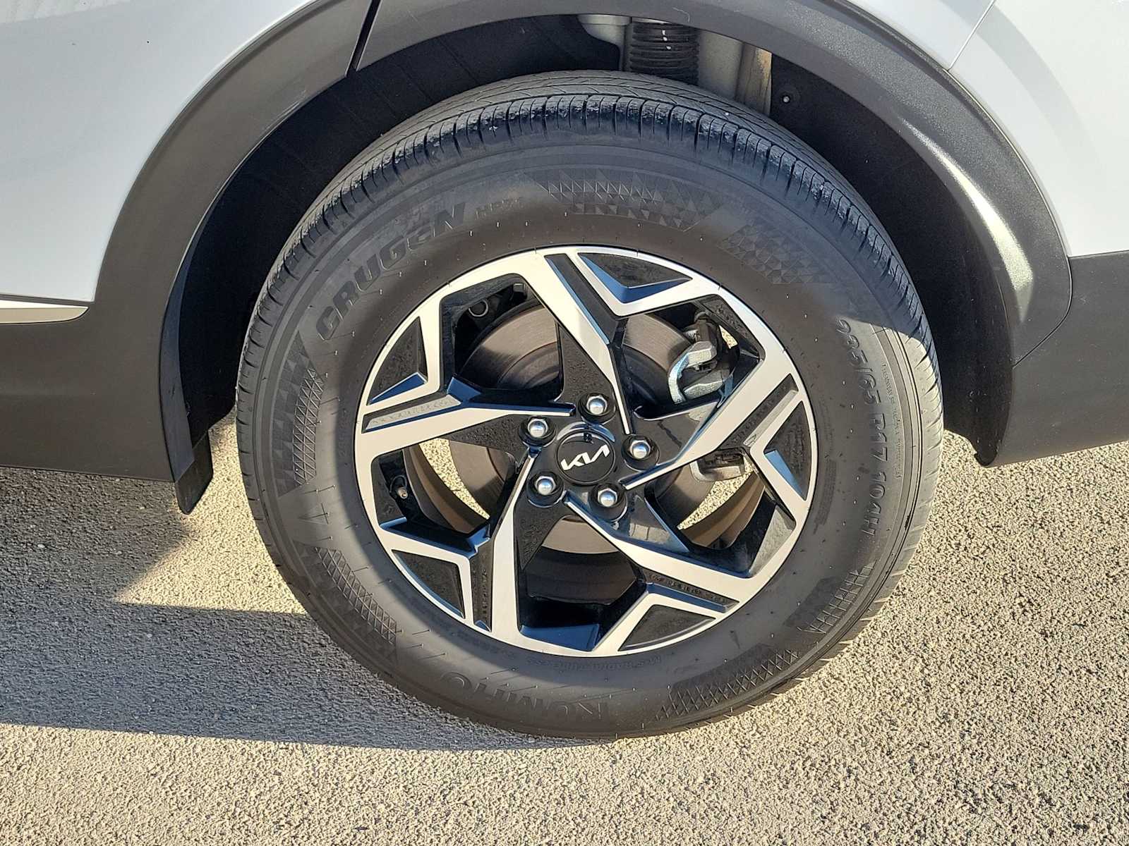 Thumbnail: 2025 Kia Sportage - 12