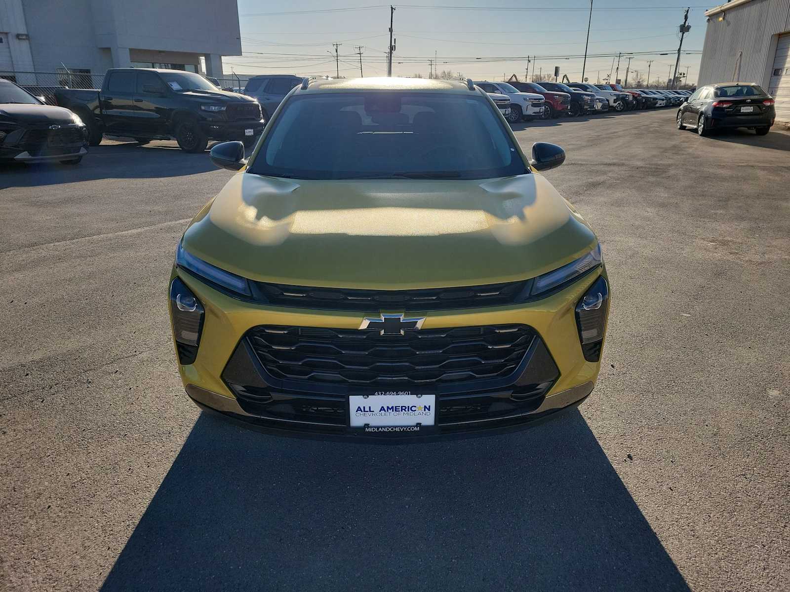 Thumbnail: 2025 Chevrolet Trax - 3